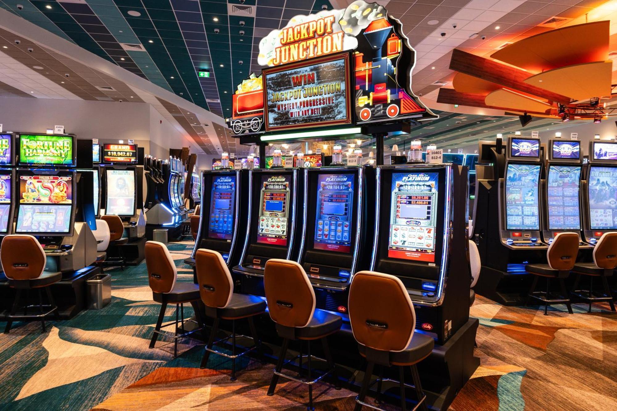 Red Deer Resort & Casino Esterno foto